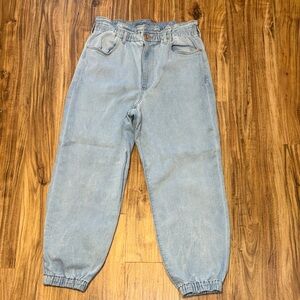 Express womens 14 large joggers denim jean Light wash super high rise ankle crop